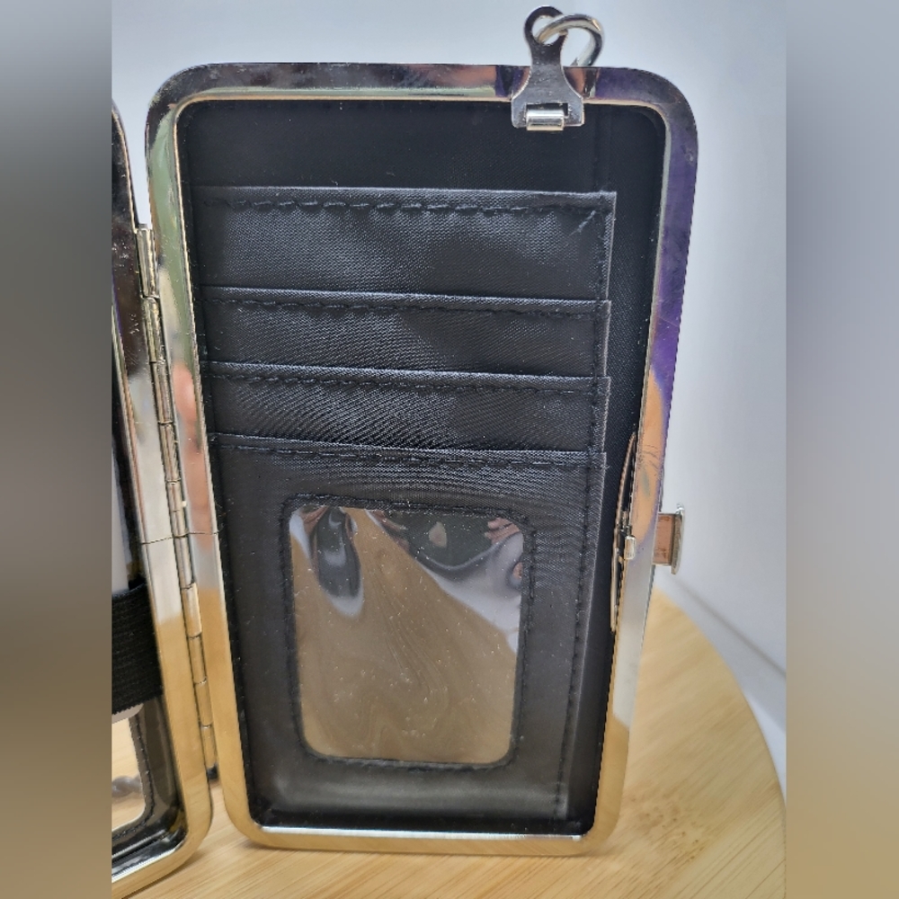 Alice in Wonderland Loungefly Disney Tech Case Wallet for iPhone - Picture 6 of 8